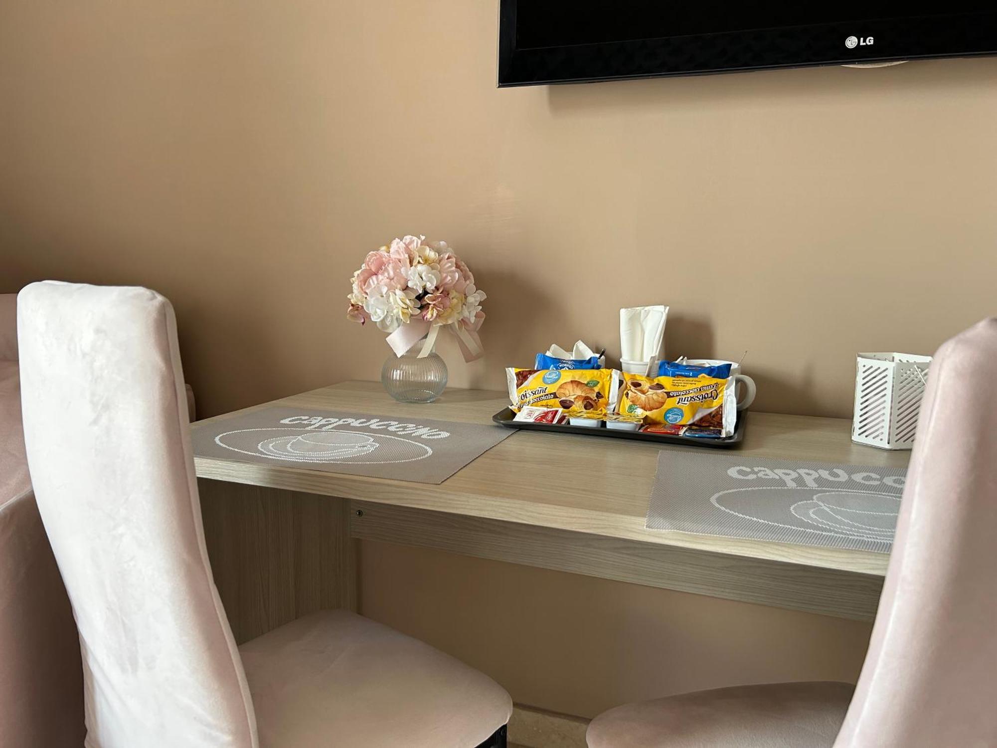 Home Elisabet نابولي المظهر الخارجي الصورة