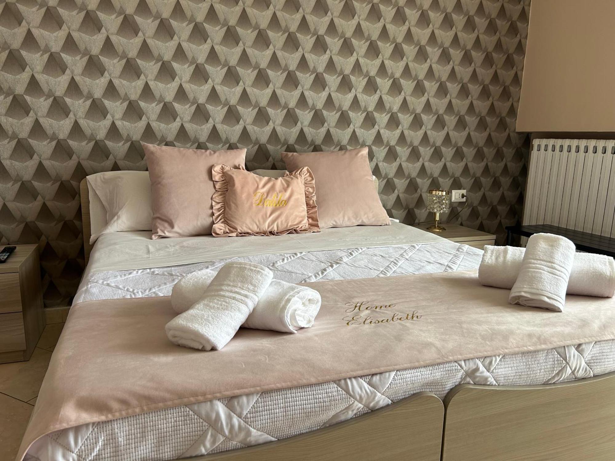 Home Elisabet نابولي المظهر الخارجي الصورة