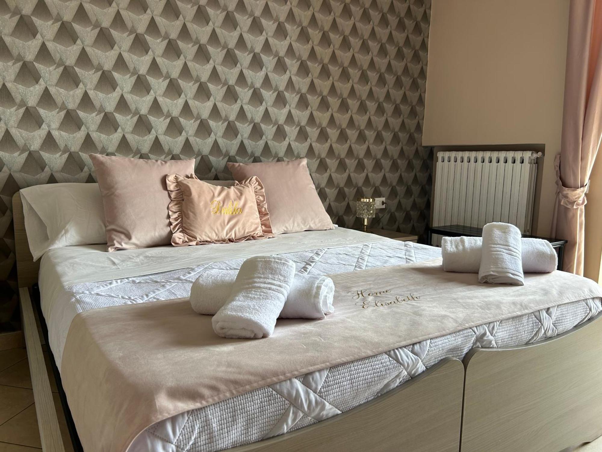 Home Elisabet نابولي المظهر الخارجي الصورة